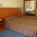 Ciudad De Compostela 3*