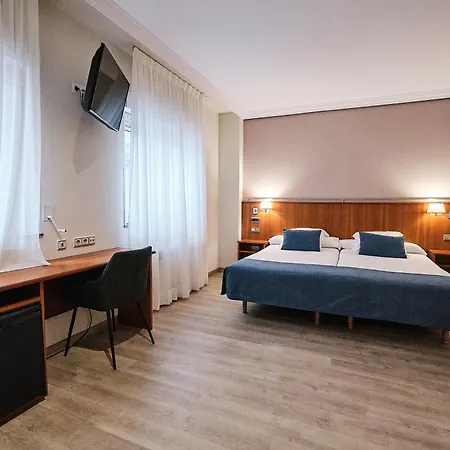 Ciudad De Compostela Hotel