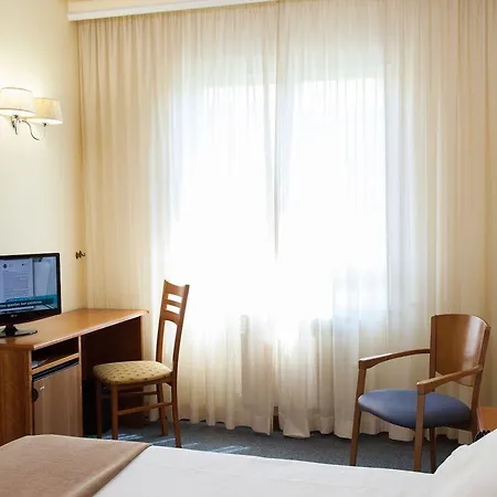 Ciudad De Compostela Hotel