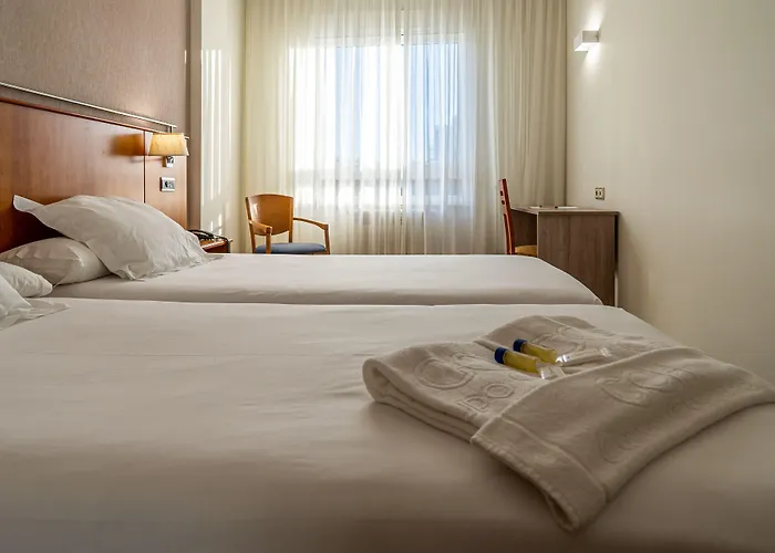 Hotel Ciudad De Compostela 3*