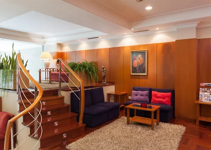 Hotel Ciudad De Compostela 3*