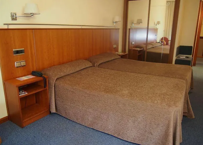 Ciudad De Compostela 3*